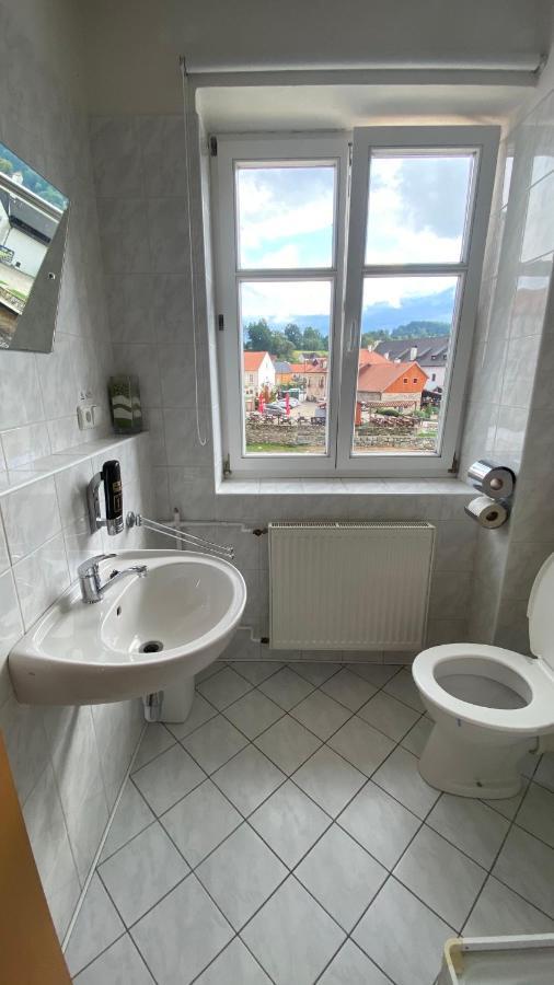 Rožmberk Inn - ex U Kocoura Rožmberk nad Vltavou Exteriör bild