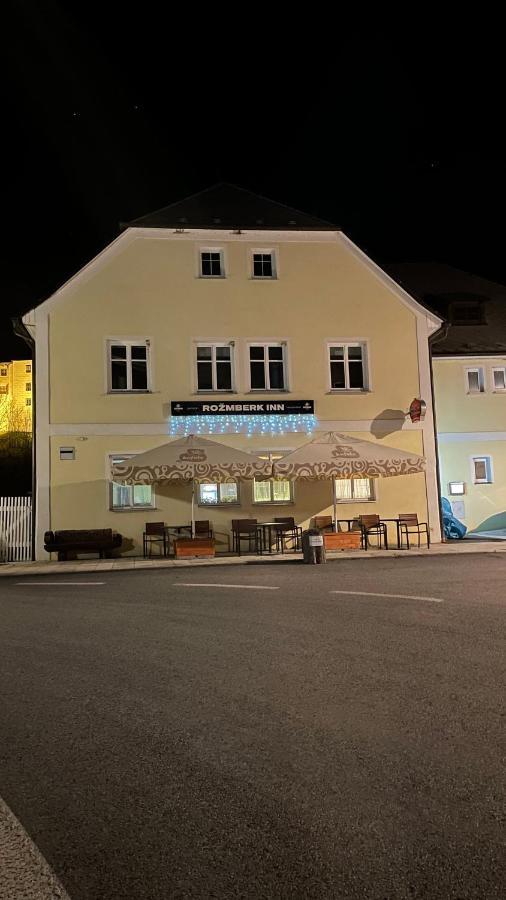 Rožmberk Inn - ex U Kocoura Rožmberk nad Vltavou Exteriör bild